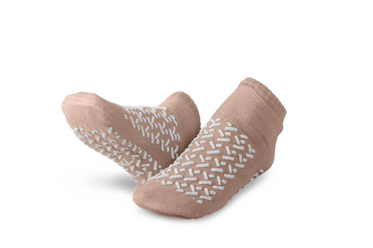 Medline Double-tread Terry Patient Slippers - Image 14